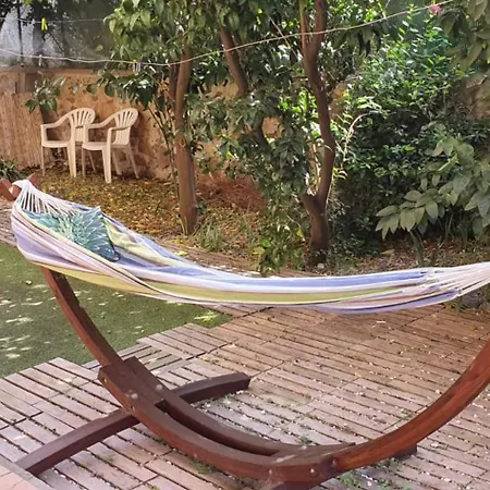 Beautiful With Terrace In Saint-raphael דירה